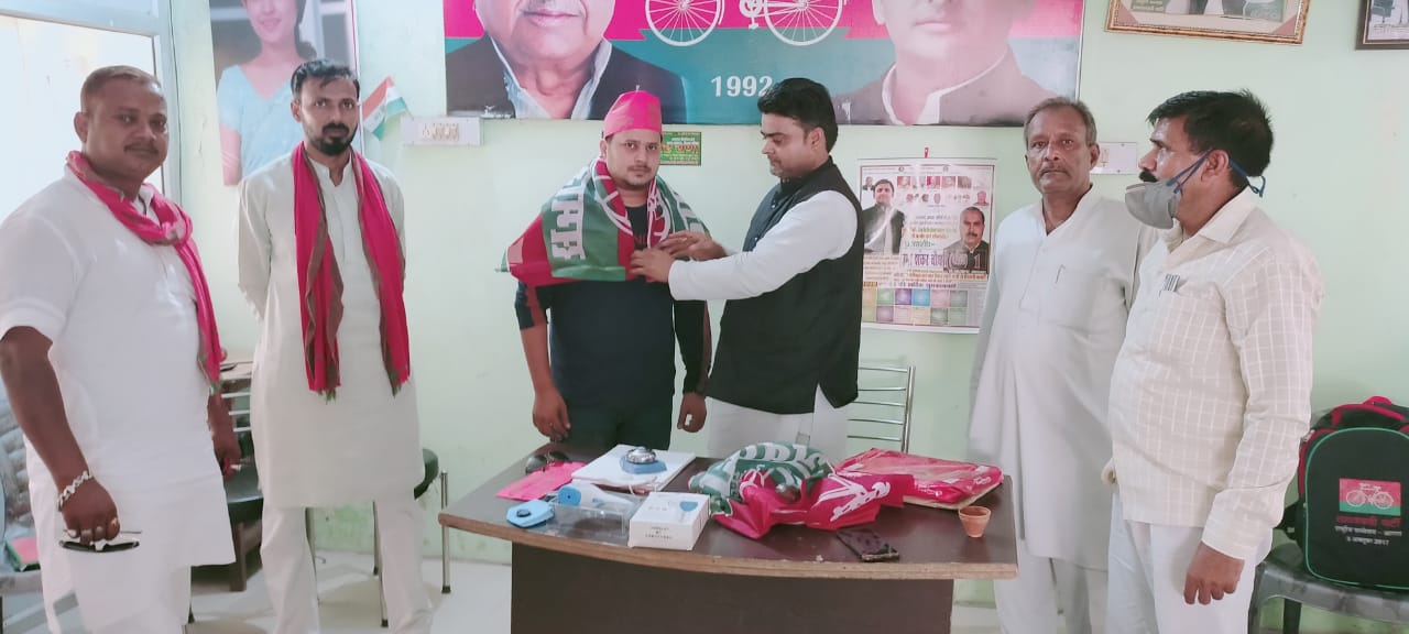बहुजन अवाम पार्टी की महिला विंग की जिलाध्यक्ष व बीजेपी कार्यकर्ता समाजवादी पार्टी में शामिल सोनी न्यूज़
